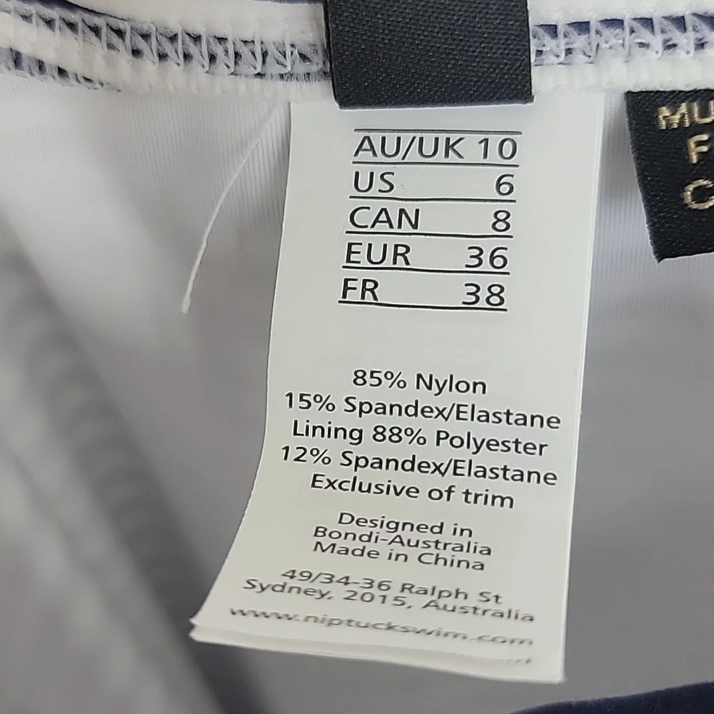 NWT. Nip tuck one piece swimsuit size 6 - Picture 15 of 15